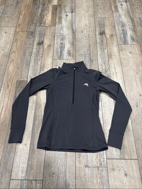 Like New!! Tracksmith Quarter-Zip Top